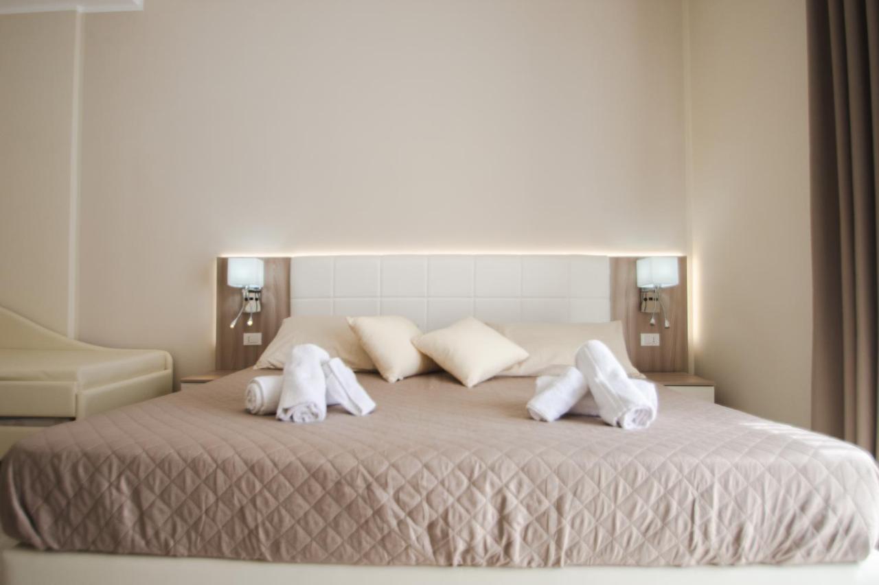 Luxury House Hotel Villapiana Bagian luar foto